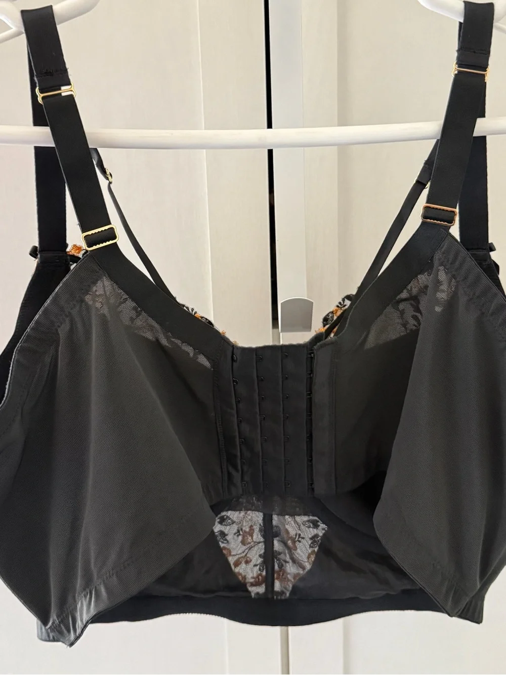 Cacique semi sheer